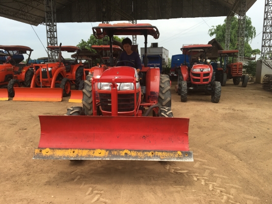 ขายรถไถยันม่าร์453T LXราคา330000บาท  มึไบมีดและผาน6หนึ่งอัน พร้อมใช้งานสายๆครับสนใจ โทร0813655997 อำพร พาเจริญ ต วังบัว อ คลองขลุง จ กำแพงเพชร   ดูสินค้าเพิ่มเติมได้ที่  (http://buasorn.truck2hand.com)