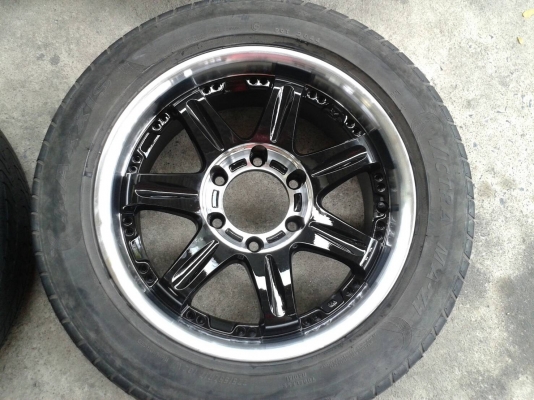 ขอบ17นิ้ว6รู พร้อมยาง สวยๆ 4 ล้อ ราคา 8500 บาท