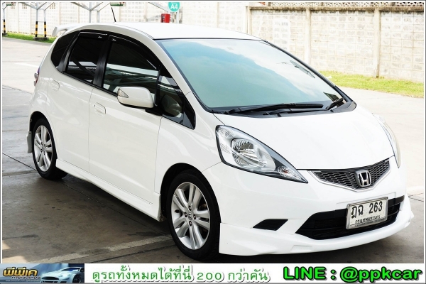 2010 HONDA JAZZ  1.5 i-VTEC SV