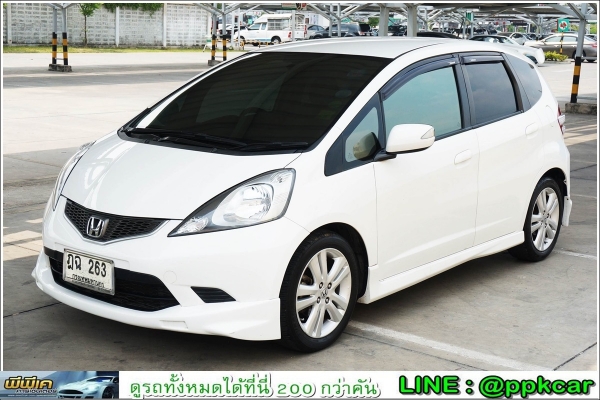 2010 HONDA JAZZ  1.5 i-VTEC SV