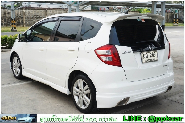 2010 HONDA JAZZ  1.5 i-VTEC SV