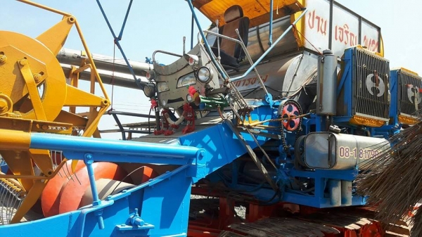 ขายรถเกี่ยวข้าว ปานเจริญ อุ้ม2.5ตัน เครื่องJO8C ตัวเดิน12 ปั้ม23ไดกิ้น สภาพพร้อมใช้งาน สนใจโทร 090-8588220คุณนะ 093-3258446คุณบิว หรือเข้าดูสินค้าอื่นๆได้ที่ www.narong2truck.com หรือ www.truck.in.th/498 หรือเพจFacebook ณรงค์ ซื้อขายรถมือสอง (เว็บไซต์ส่วน