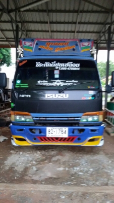 รถบรรทุก 6 ล้อ ใหญ่ 135 เทอร์โบ