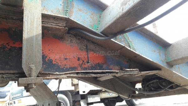 รถเทเลอร์ท้ายเป็ด 10 ล้อติดตั้งเครน 3 ตัน  ยี่ห้ออีซูซุ  ขนาด 175 แรงม้า  ติดเครน 3 ตัน