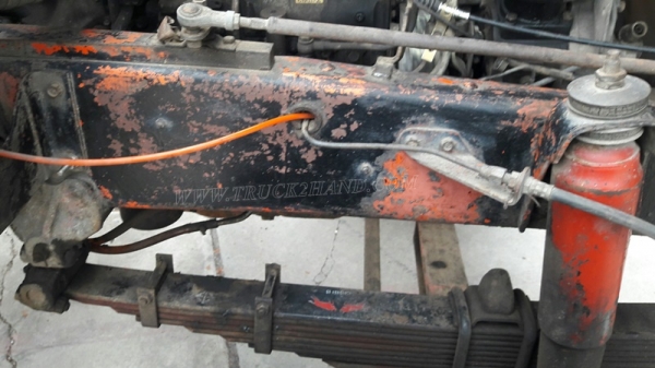 รถเทเลอร์ท้ายเป็ด 10 ล้อติดตั้งเครน 3 ตัน  ยี่ห้ออีซูซุ  ขนาด 175 แรงม้า  ติดเครน 3 ตัน