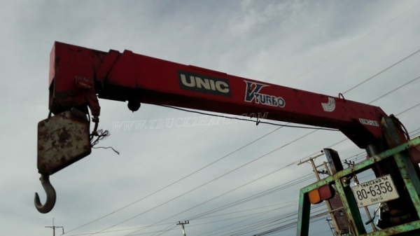 รถเทเลอร์ท้ายเป็ด 10 ล้อติดตั้งเครน 3 ตัน  ยี่ห้ออีซูซุ  ขนาด 175 แรงม้า  ติดเครน 3 ตัน