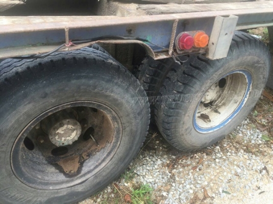 รถเทเลอร์ท้ายเป็ด 10 ล้อติดตั้งเครน 3 ตัน  ยี่ห้ออีซูซุ  ขนาด 175 แรงม้า  ติดเครน 3 ตัน