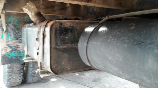 รถเทเลอร์ท้ายเป็ด 10 ล้อติดตั้งเครน 3 ตัน  ยี่ห้ออีซูซุ  ขนาด 175 แรงม้า  ติดเครน 3 ตัน