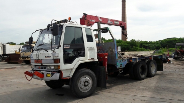 รถเทเลอร์ท้ายเป็ด 10 ล้อติดตั้งเครน 3 ตัน  ยี่ห้ออีซูซุ  ขนาด 175 แรงม้า  ติดเครน 3 ตัน