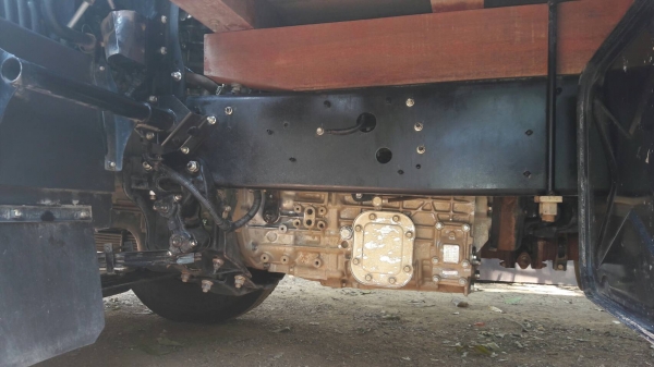 Hino เครื่อง 175 แรง รุ่น FC9JJLA Hino ปี 56 เครื่อง 175 แรง รุ่น FC9JJLA ยาว 5.6 M ใหม่เอี่ยม วิ่งน้อยมาก