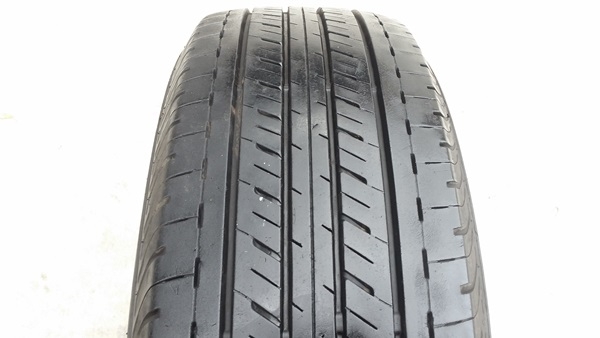 ขายยาง215/65/16 ปี 3314 BEIDGESTONE R611  4 เส้น  สภาพสวยดอกเยอะไม่มีปะดอกยางไม่มีตกข้างกินข้างแน่นอนสภาพยางตามดอกตามรูปแน่นอน  ราคาพร้อม เปลี่ยน ถ่วง  (ส่งต่างจังหวัด)   รัก 0851612347   LINE**ID  rukitsarr        .... https://www.facebook.com/jtg2010 เว