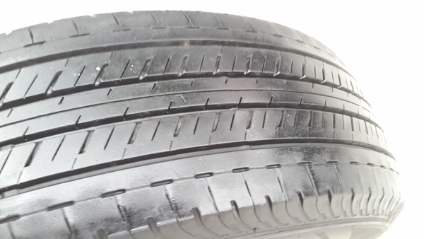 ขายยาง215/65/16 ปี 3314 BEIDGESTONE R611  4 เส้น  สภาพสวยดอกเยอะไม่มีปะดอกยางไม่มีตกข้างกินข้างแน่นอนสภาพยางตามดอกตามรูปแน่นอน  ราคาพร้อม เปลี่ยน ถ่วง  (ส่งต่างจังหวัด)   รัก 0851612347   LINE**ID  rukitsarr        .... https://www.facebook.com/jtg2010 เว