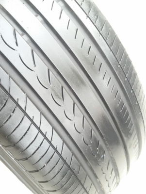 ขายยาง225/55/16 ปี 12/3เส้น+11/1เส้น  YOKO  4 เส้น