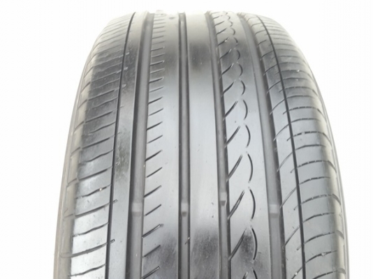 ขายยาง225/55/16 ปี 12/3เส้น+11/1เส้น  YOKO  4 เส้น