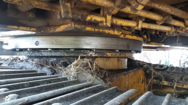 ขายด่วนแม็คโครโคมัสสุ PC60รุ่น5บูมอาร์มพิเศษใบแทร็กใหญ่ช่วงล่างแน่นรถเดิมๆใช้งานตามปกติ