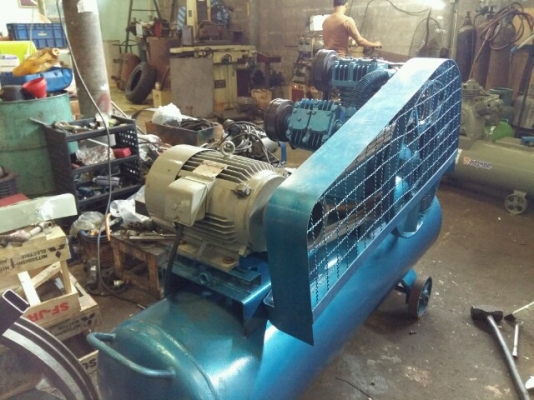 ปั้มลม 10 แรง ฟูเช็ง มือสอง มอเตอร์มิตซู 380v. สภาพดีมาก พร้อมใช้งาน ปั้มลม 10 แรง ฟูเช็ง มือสอง มอเตอร์มิตซู 380v. สภาพดีมาก พร้อมใช้งาน