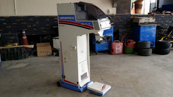 เครื่องชั่งพร้อมคัดแยกเมล็ด YAMAMOTO รุ่น SP20 เก่าญี่ปุ่น สภาพสวย เครื่องพร้อมใช้งาน