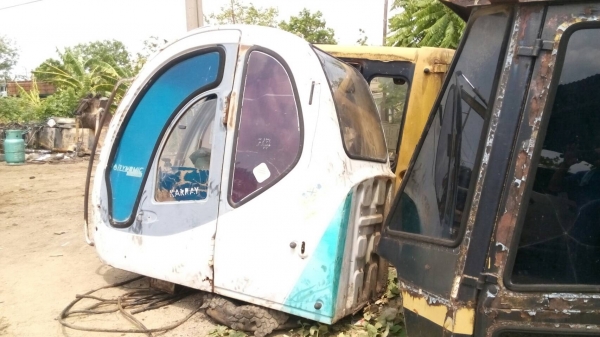 ขายหัวเก๋งรถแมคโค SK-200-5 สภาพสวยไม่ผุ กระจกแตกบานเดียว