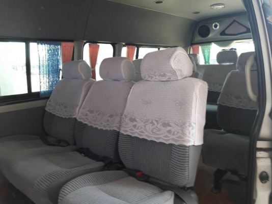 ขายรถตู้ COMUTER ปี05 รถสวยสภาพดีมาก ภายในแต่งแล้ว สภาพสวยพร้อมใช้งาน เอกสารพร้อมโอน สนใจโทร 090-8588220คุณนะ 093-3258446คุณบิว หรือเข้าดูสินค้าอื่นๆได้ที่ www.narong2truck.com หรือ www.truck.in.th/498 หรือเพจFacebook ณรงค์ ซื้อขายรถมือสอง (เว็บไซต์ส่วนตั