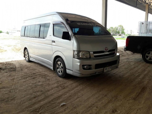 ขายรถตู้ COMUTER ปี05 รถสวยสภาพดีมาก ภายในแต่งแล้ว สภาพสวยพร้อมใช้งาน เอกสารพร้อมโอน สนใจโทร 090-8588220คุณนะ 093-3258446คุณบิว หรือเข้าดูสินค้าอื่นๆได้ที่ www.narong2truck.com หรือ www.truck.in.th/498 หรือเพจFacebook ณรงค์ ซื้อขายรถมือสอง (เว็บไซต์ส่วนตั