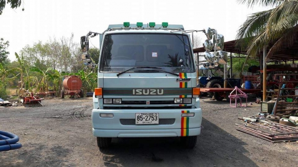 ขายๆ ร็อคนางฟ้า 240 ดั้มมีเนียม สภาพดีสวยจัดเดิมๆไม่มีผุ เครืองเกียร์เดิม แคชชีสวยเดิมตลอด ยางเต็ม พร้อมลุย 1,150,000บ ทะเบียนพร้อม สนใจติดต่อ 0845672050