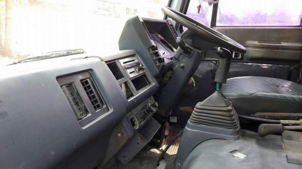 ขายๆ ร็อคนางฟ้า 240 ดั้มมีเนียม สภาพดีสวยจัดเดิมๆไม่มีผุ เครืองเกียร์เดิม แคชชีสวยเดิมตลอด ยางเต็ม พร้อมลุย 1,150,000บ ทะเบียนพร้อม สนใจติดต่อ 0845672050