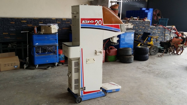 เครื่องชั่งเมล็ด ISEKI รุ่น 20 เก่าญี่ปุ่น สภาพสวย เครื่องพร้อมใช้งาน