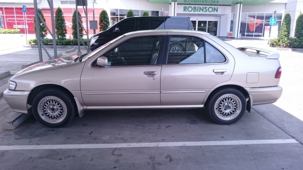 Nissan Sunny B15 Top