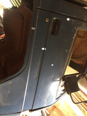 Isuzu Npr59lu5fm 115สั่งลุย ดั้มสามมิตร ภาษีม79 รถสวยครับขายตามภาพคัชชีมีร้าวจุดเดียว