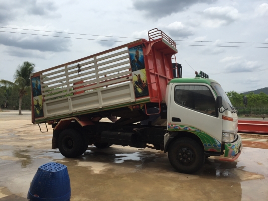 ขายหกล้อดั้ม 136 แรง ปี 50 เทอโบอินเตอร์ กระบะดั้ม มีซะโล ออกไร่ได้สบายๆ แอร์เย็น