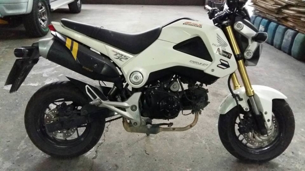 ขาย HONDA MSX ปี 56 เครื่องดีเดิมๆ ภายนอกแต่งตามรูป เล่มพร้อมชุดโอน