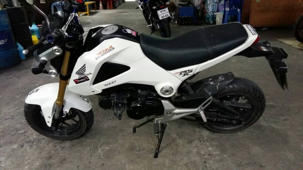 ขาย HONDA MSX ปี 56 เครื่องดีเดิมๆ ภายนอกแต่งตามรูป เล่มพร้อมชุดโอน