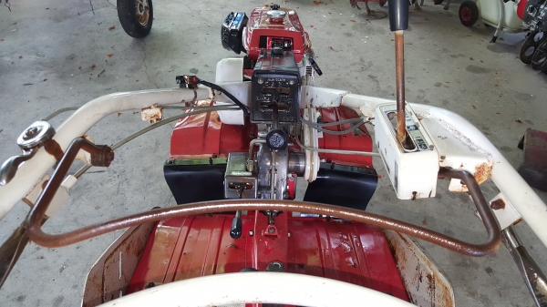 รถพรวนดิน 5 แรง รถพรวนดิน 5 แรง