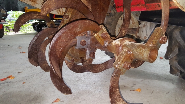 รถพรวนดิน 5 แรง รถพรวนดิน 5 แรง