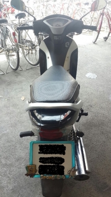 ขายฮอนด้าเวฟ 125S คาร์บู สีขาวดำ สตาร์ทเท้า ขายฮอนด้าเวฟ 125S คาร์บู สีขาวดำ สตาร์ทเท้า