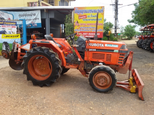 ปัญญาแทรคเตอร์..จัดมาให้ครับ ด่วน!!!คูโบต้าL2605 ใบมีดคานล่าง พร้อมผาน5สภาพเดิมๆ