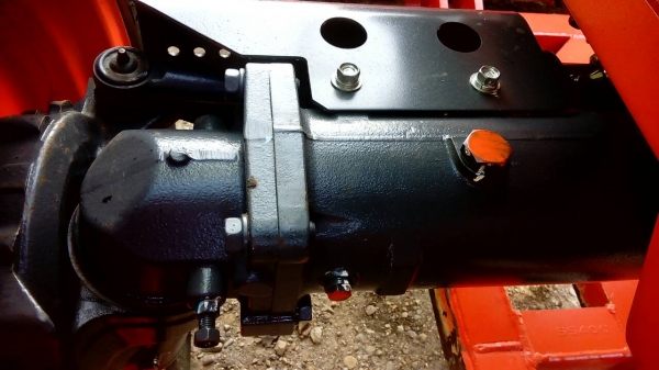 KUBOTA  L 4708 SP (4WD)  2 เพลา   สภาพใหม่สวยๆ   ชั่วโมงใช้   งานน้อย  สีเดิมทั้งคัน  พร้อมชุดใบมีดดันหน้า โรตารี่ RX182