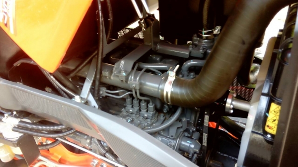 KUBOTA  L 4708 SP (4WD)  2 เพลา   สภาพใหม่สวยๆ   ชั่วโมงใช้   งานน้อย  สีเดิมทั้งคัน  พร้อมชุดใบมีดดันหน้า โรตารี่ RX182