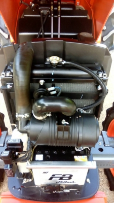 KUBOTA  L 4708 SP (4WD)  2 เพลา   สภาพใหม่สวยๆ   ชั่วโมงใช้   งานน้อย  สีเดิมทั้งคัน  พร้อมชุดใบมีดดันหน้า โรตารี่ RX182