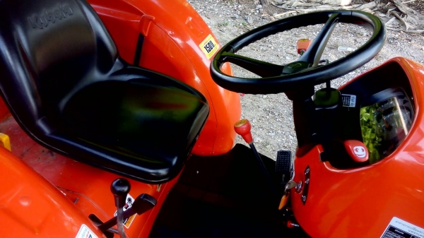 KUBOTA  L 4708 SP (4WD)  2 เพลา   สภาพใหม่สวยๆ   ชั่วโมงใช้   งานน้อย  สีเดิมทั้งคัน  พร้อมชุดใบมีดดันหน้า โรตารี่ RX182
