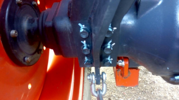 KUBOTA  L 4708 SP (4WD)  2 เพลา   สภาพใหม่สวยๆ   ชั่วโมงใช้   งานน้อย  สีเดิมทั้งคัน  พร้อมชุดใบมีดดันหน้า โรตารี่ RX182