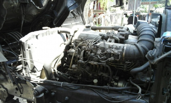 ขายHINO ZUMO 226 เครื่องJO8 220 แรงม้า แพหลังโปรเฟีย ชอบรถสดๆซ่อมถึงต้องคันนี้ ขาย1,050,000บาท 0892095791 แยกหัวคัชซีได้ครับ