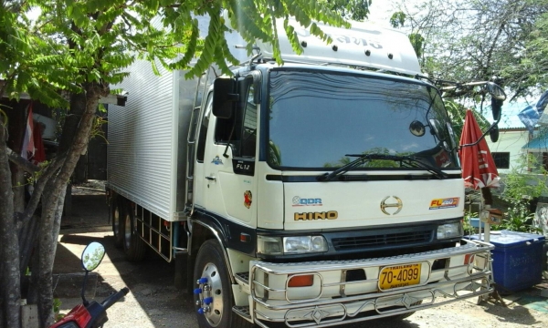 ขายHINO ZUMO 226 เครื่องJO8 220 แรงม้า แพหลังโปรเฟีย ชอบรถสดๆซ่อมถึงต้องคันนี้ ขาย1,050,000บาท 0892095791 แยกหัวคัชซีได้ครับ