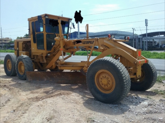 ขาย 2,950,000 CAT 140 G 5 MD เครื่องดี เกียร์แรง รถสวยไม่มีรั่วซึม(สวยจัด)เล่มทะเบียนรถสวยพร้อมใช้เอกสารพร้อมโอน 090-772-3710 090-772-3708