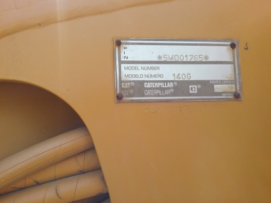 ขาย 2,950,000 CAT 140 G 5 MD เครื่องดี เกียร์แรง รถสวยไม่มีรั่วซึม(สวยจัด)เล่มทะเบียนรถสวยพร้อมใช้เอกสารพร้อมโอน 090-772-3710 090-772-3708