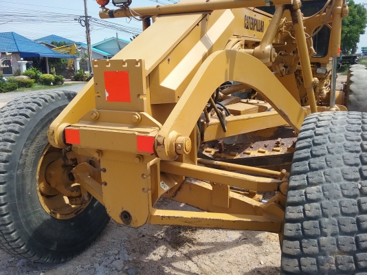 ขาย 2,950,000 CAT 140 G 5 MD เครื่องดี เกียร์แรง รถสวยไม่มีรั่วซึม(สวยจัด)เล่มทะเบียนรถสวยพร้อมใช้เอกสารพร้อมโอน 090-772-3710 090-772-3708