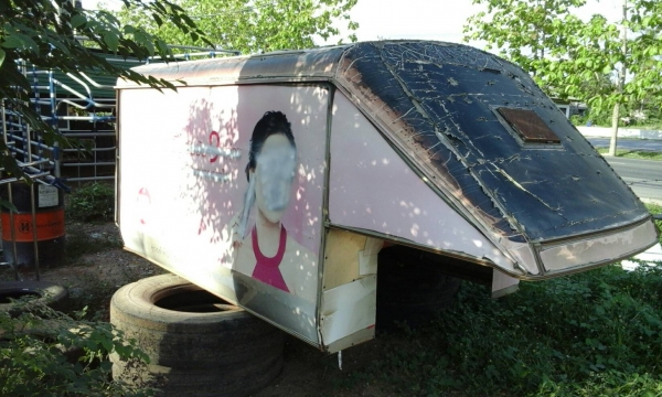 หลังคาสูง185ซม ใส่ดีแมก วีโก้ได้ครับ 5,000บาท 0892095791บอย