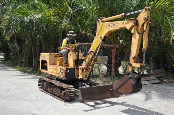 ลดกระหน่ำ!!ขายแบคโฮ YANMAR YB1200S เดิมจากญี่ปุ่น100\% ทำงานสมบูรณ์ทุกระบบ รับรองไม่ผิดหวัง 125,000 เท่านั้น!!