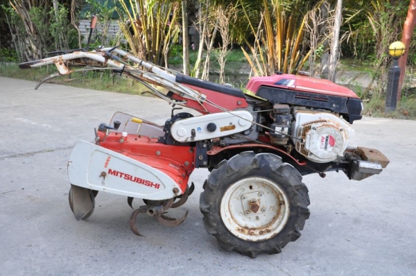ขายรถพรวนดินMITSUBISHI MS85สาดดิน ยกร่อง แรงดี เบนซิล8.5แรง สภาพสวยเดิมจากญี่ปุ่น มีเกียร์ 18,500เท่านั้น