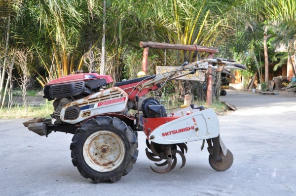 ขายรถพรวนดินMITSUBISHI MS85สาดดิน ยกร่อง แรงดี เบนซิล8.5แรง สภาพสวยเดิมจากญี่ปุ่น มีเกียร์ 18,500เท่านั้น